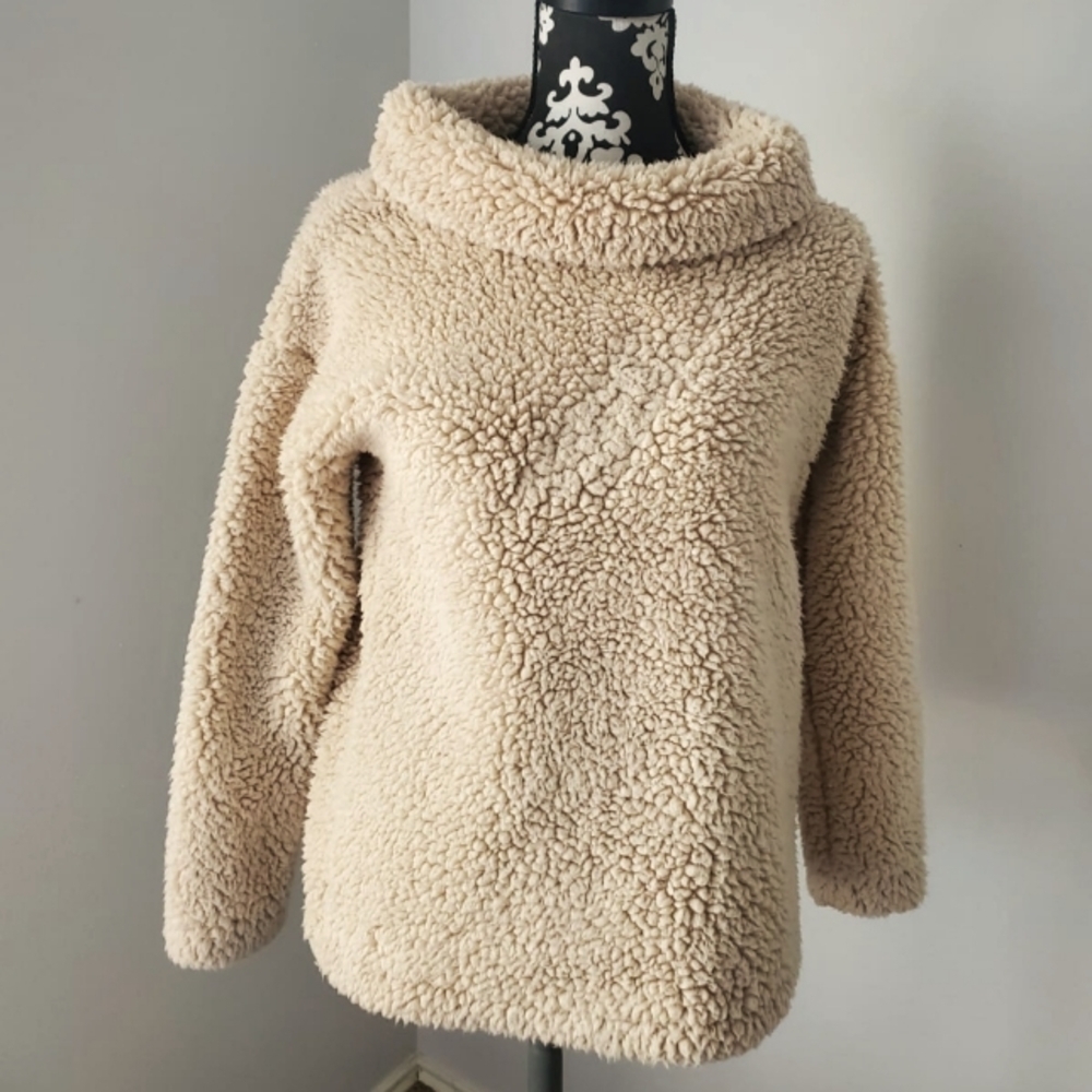 🩷🩷A.new day Fluffy Sweater